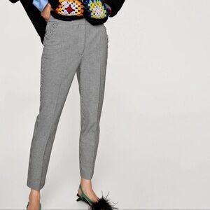 Zara• houndstooth gingham trousers w/ ruffle pockets